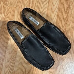 Steve Madden Black Leather Shoe